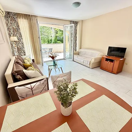 Dkapartments Amrita *