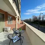 Dkapartments Amrita Misivri