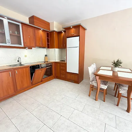 Dkapartments Amrita نيسيبار
